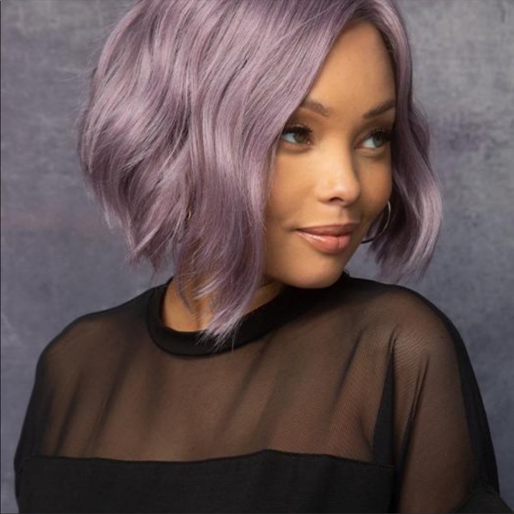 Renee of Paris Chic Waves Lilac Cloud  Wavy Lace Front Angled Bob Wig Size OS